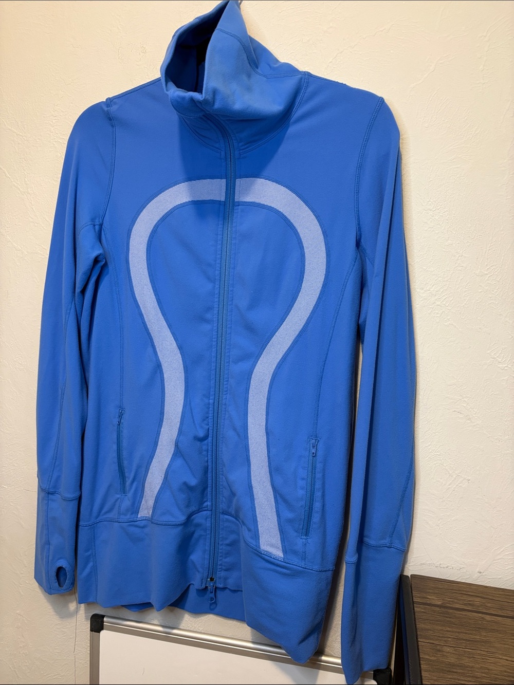 Lululemon Daily Yoga Jacket 8 Blue Full Zip Hoodie Big Omega Logo Luon